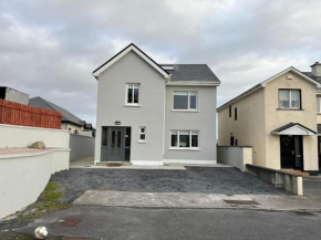 Bay Area House, Spiddal